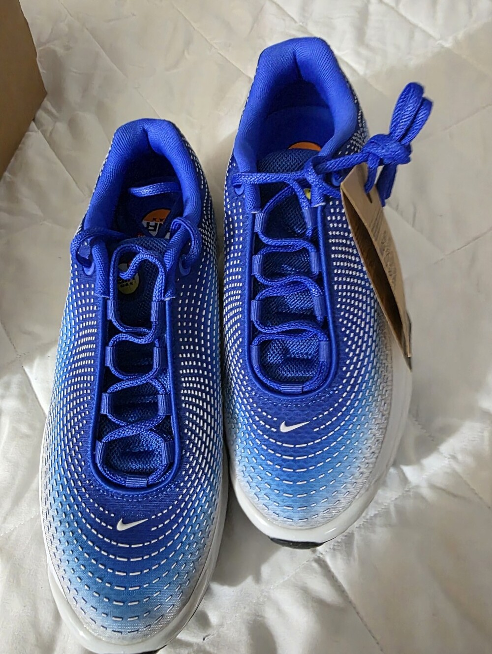 Nike Air Max DN, Size 9.5m New. Royal Blue Running Shoes - Picture 6 of 6